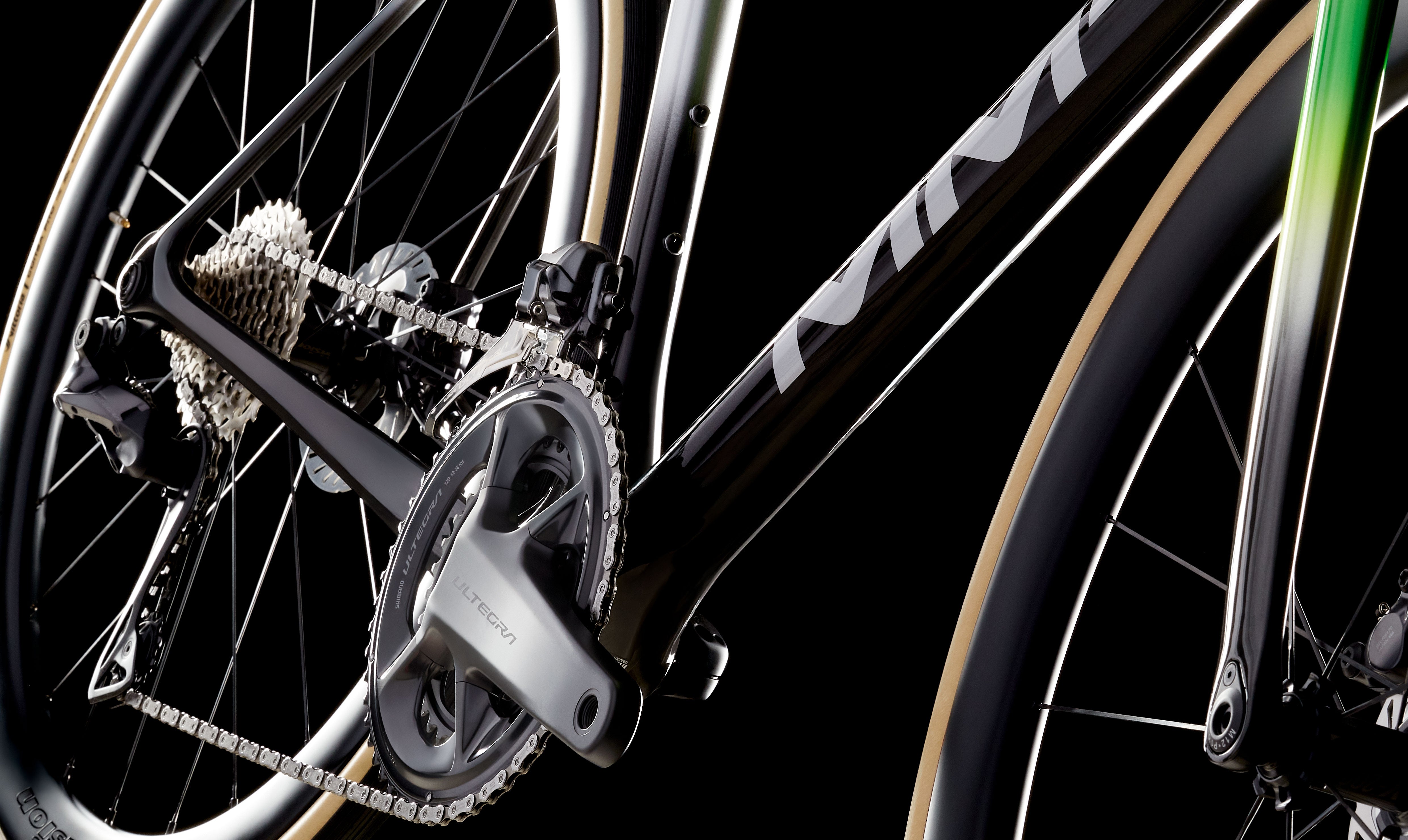 Adrenaline SL Team Réplica – Shimano Ultegra Di2 | Vision SC45 Karbon Landeveissykkel