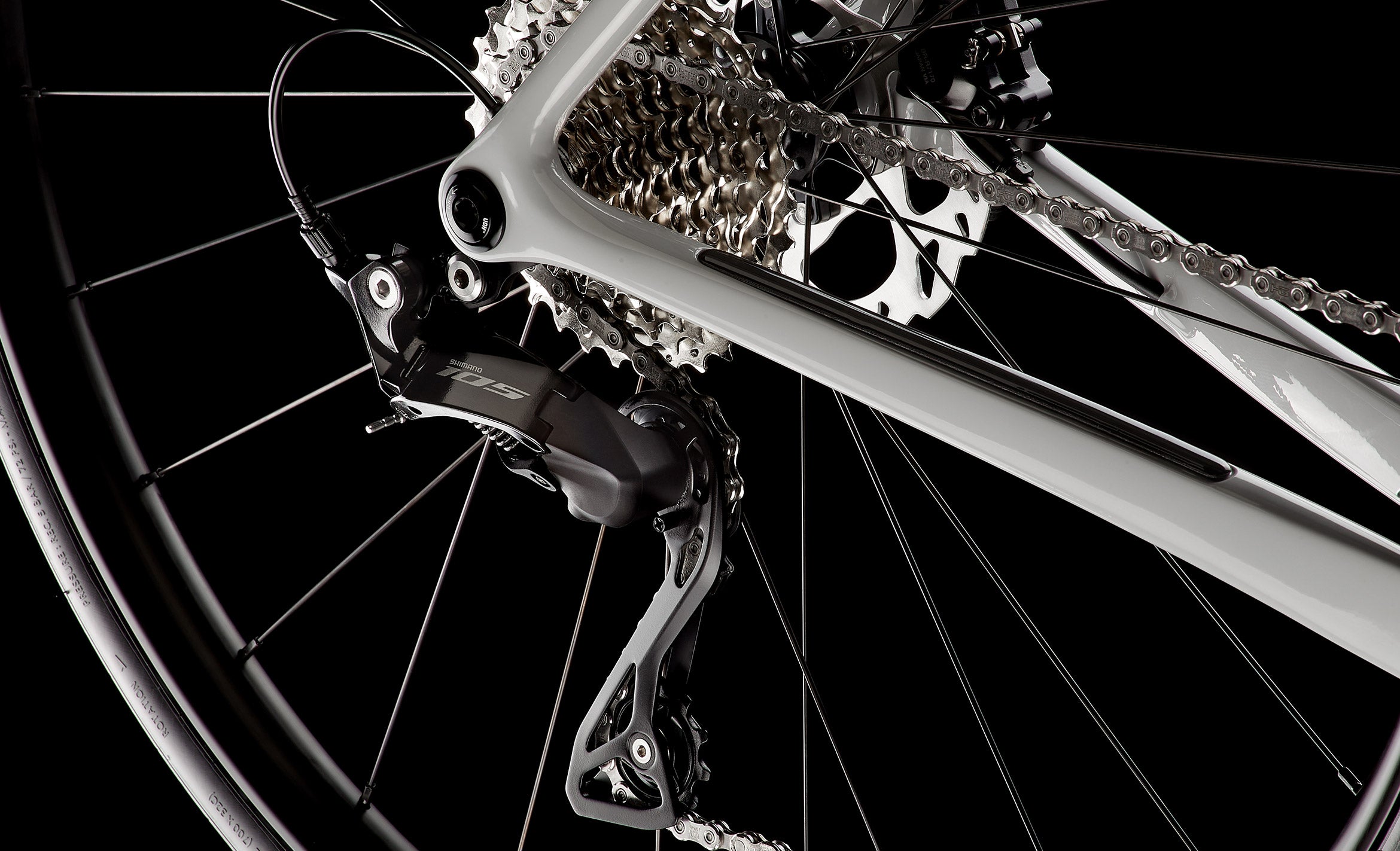 MMR GRAND TOUR 30 Shimano 105 – Komfort- og Ytelsesorientert Karbon Grussykkel