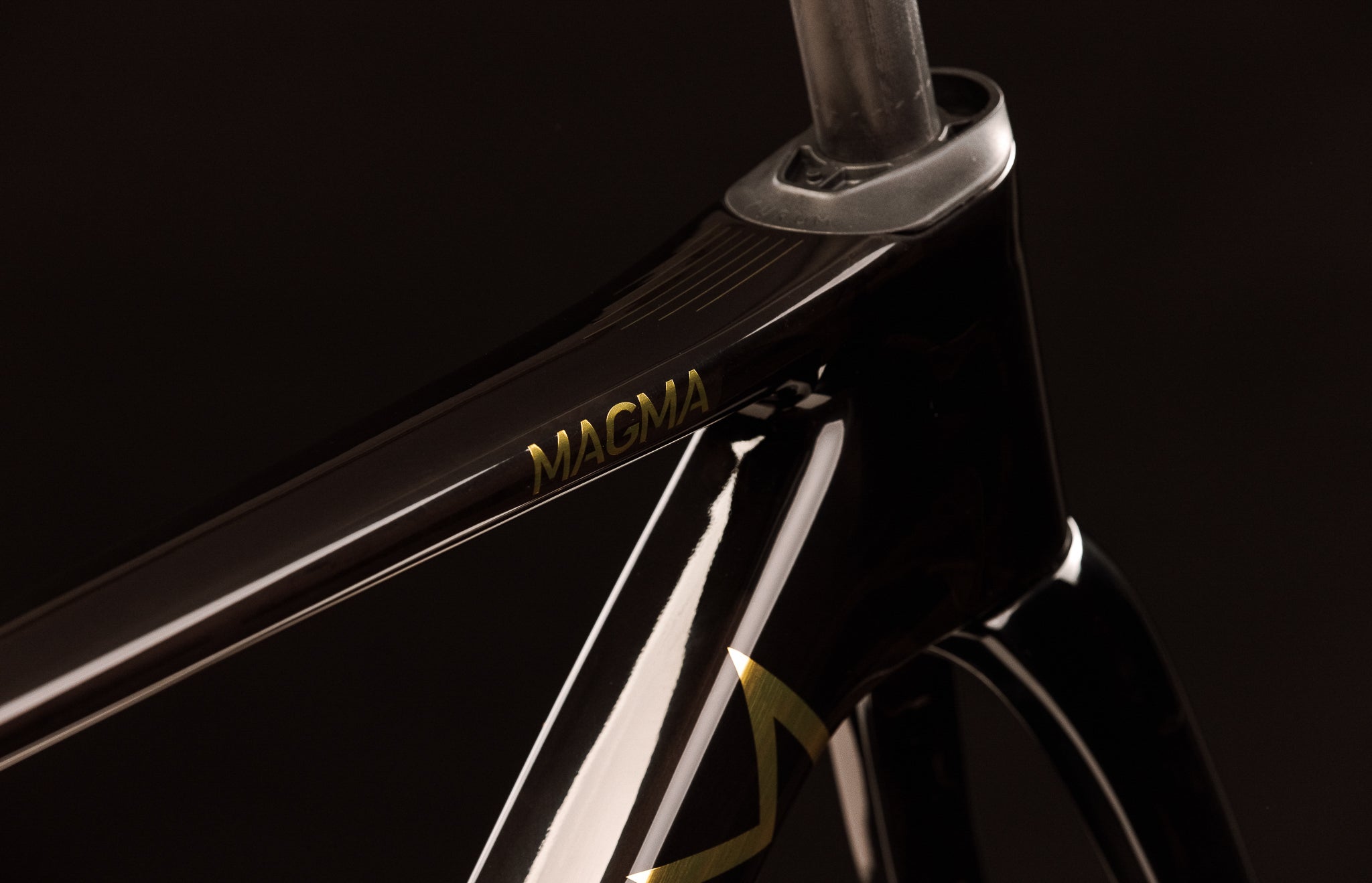 AURUM MAGMA FRAMESET