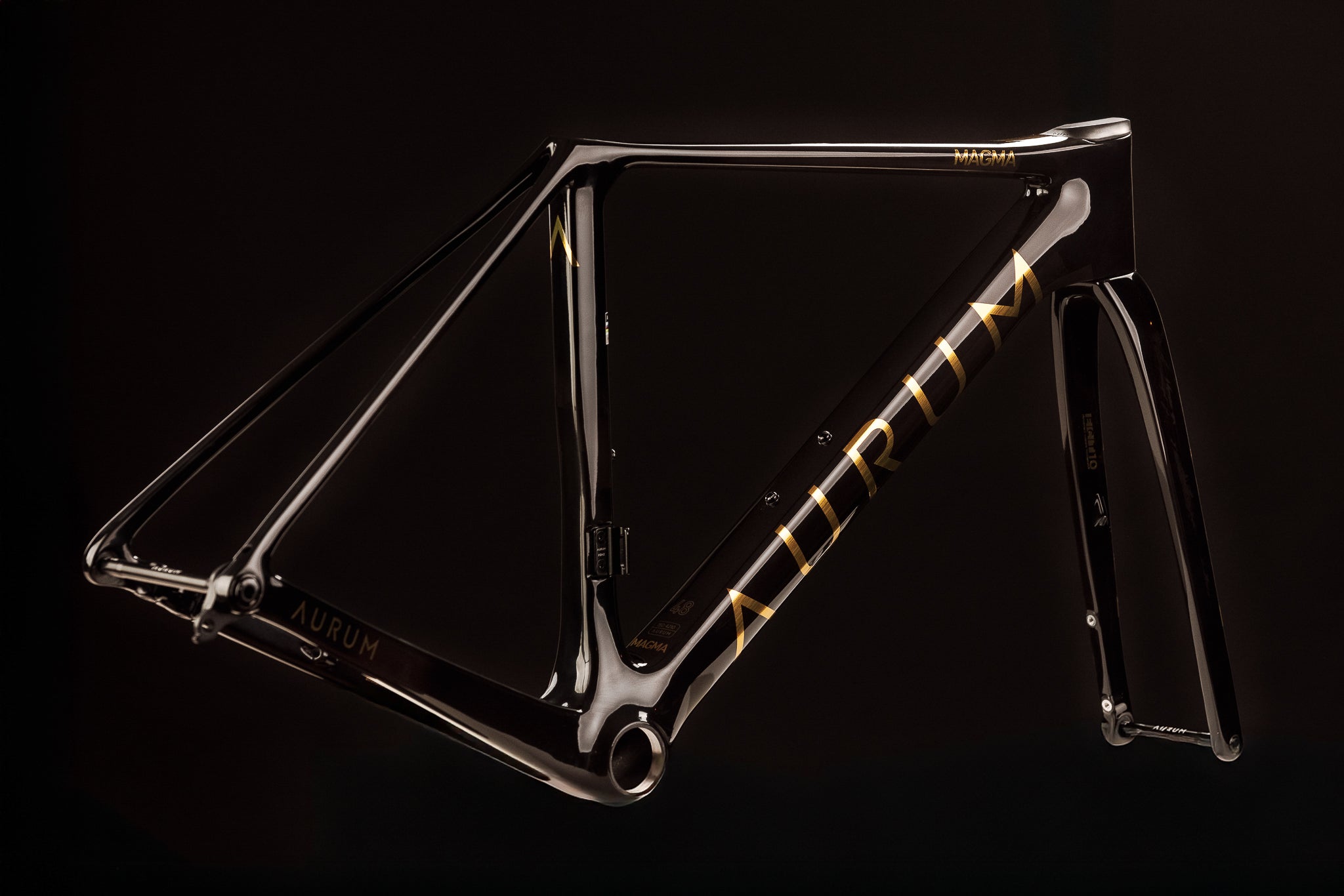AURUM MAGMA FRAMESET