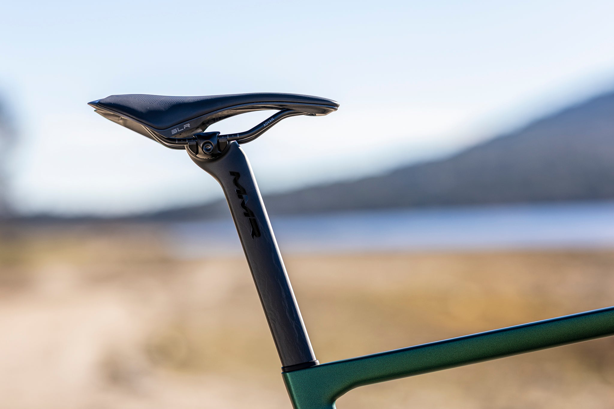 MMR SIMUN 00 Gravel Bike – SRAM Red AXS E1, ZIPP 303 S XPLR, karbonramme