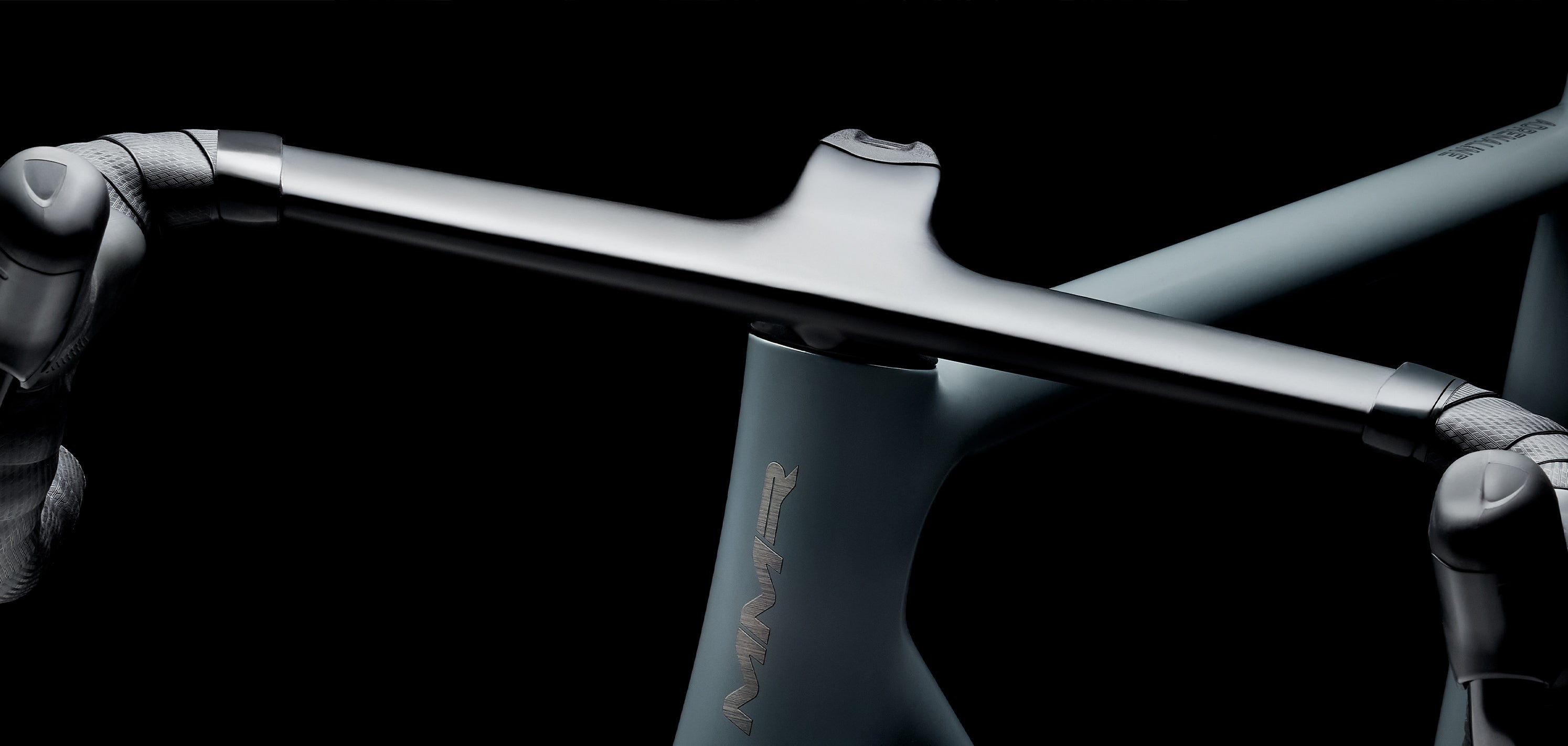 MMR ADRENALINE 00 – Karbon Landeveissykkel med Shimano Ultegra Di2