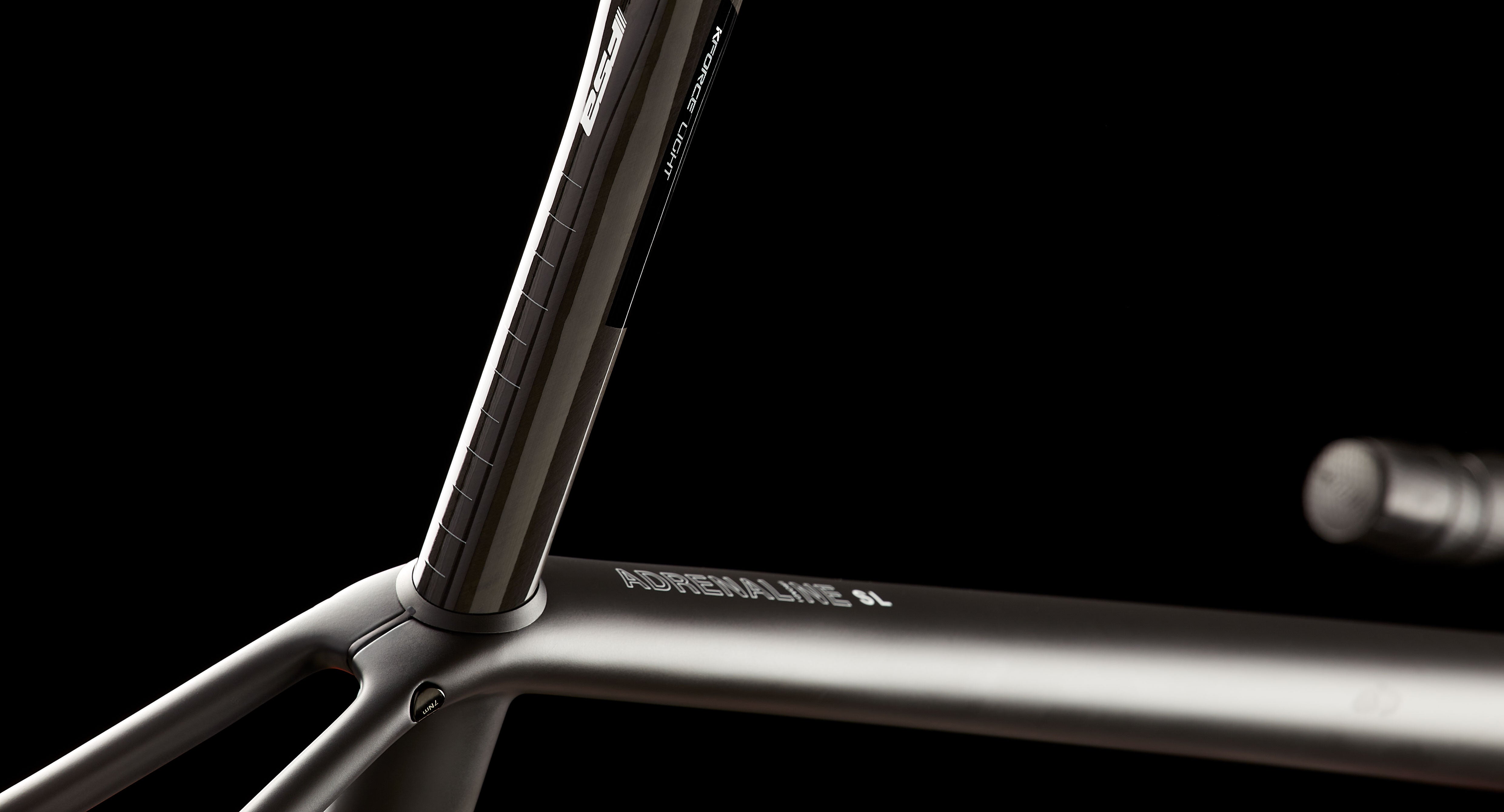 Adrenaline SL 10 – Shimano Ultegra Di2 | DT Swiss ERC1400 45 Karbon Landeveissykkel