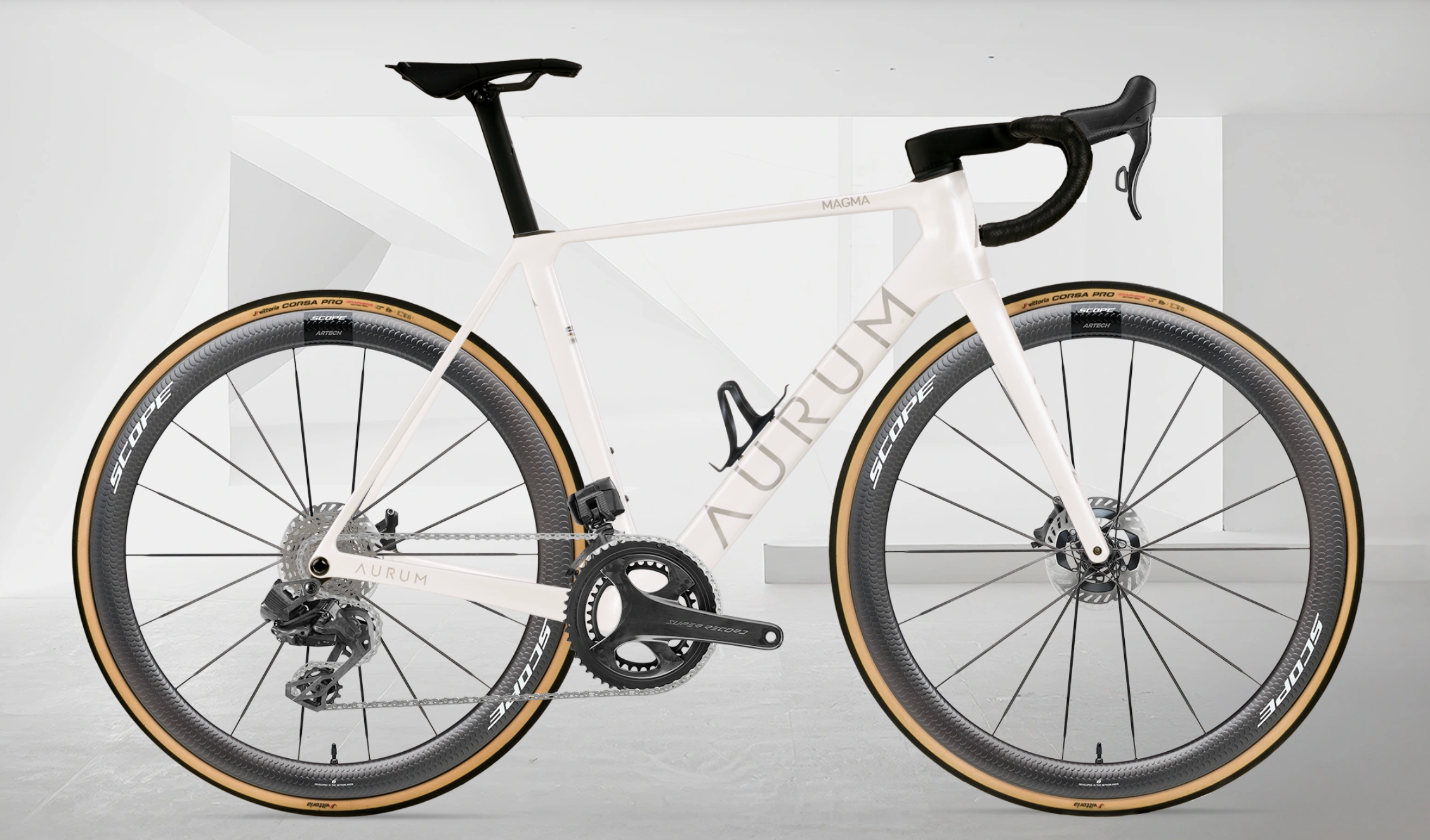 AURUM MAGMA aero landeveissykkel i karbon med Campagnolo Super Record Wireless og Scope Artech 4/6 karbonhjul, sideprofil