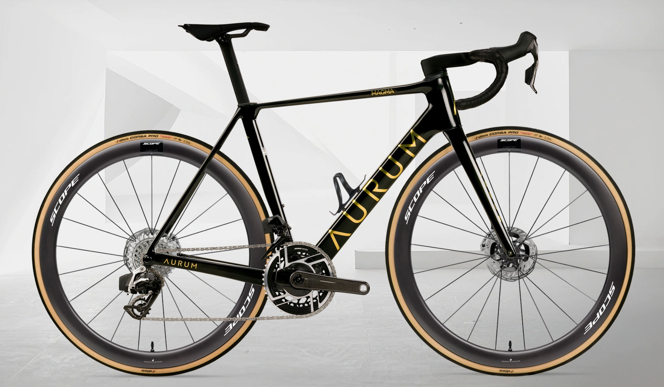 AURUM MAGMA aero landeveissykkel i karbon med SRAM RED AXS E1 og Scope R-Series 4 hjul – levert i Norge